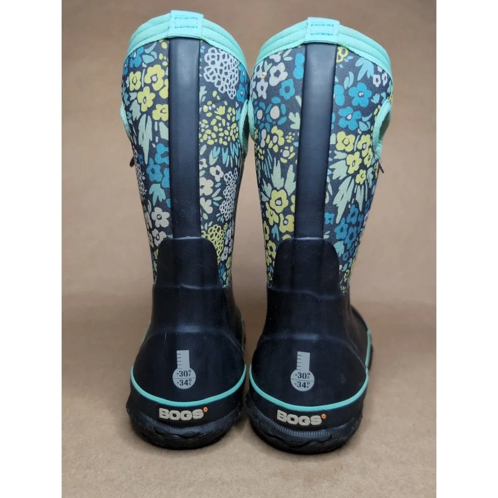 Bogs Youth 2 Classic Pull On Snow Boots Winter Blue Flowers Waterproof Girls
